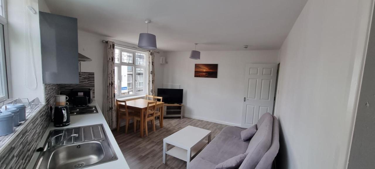 Vh Premier Flat 3 Apartment Gillingham  Exterior foto